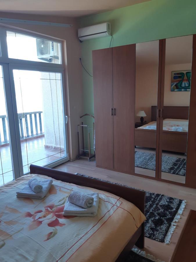 تْشيرسيك نوفي Villa Garden Apartments المظهر الخارجي الصورة